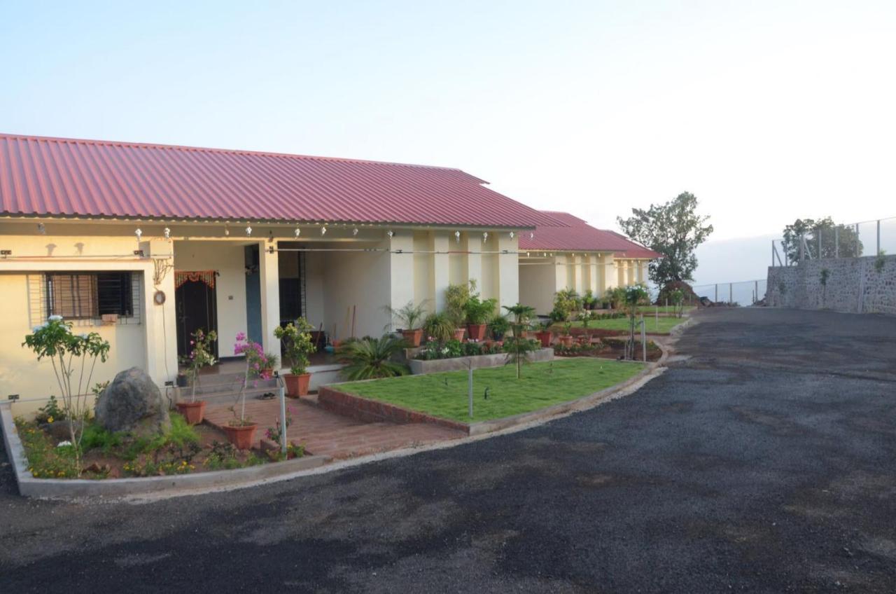 Suryamala Bunglows Villa Mahābaleshwar Buitenkant foto